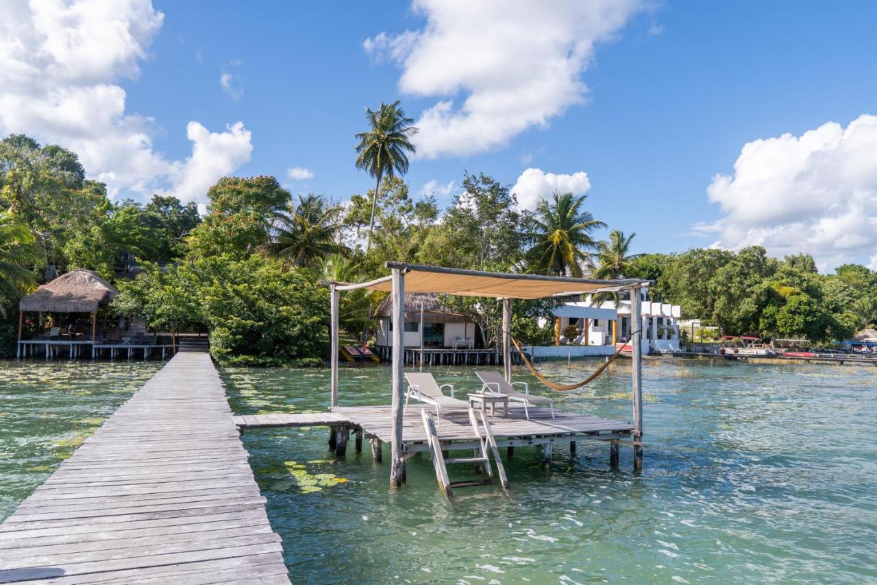 Lagoon Front Hut: Daily Cleaning, Bikes & Kayaks! 巴卡拉尔 外观 照片