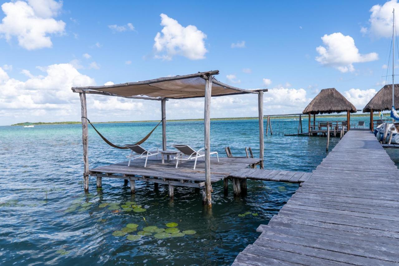 Lagoon Front Hut: Daily Cleaning, Bikes & Kayaks! 巴卡拉尔 外观 照片